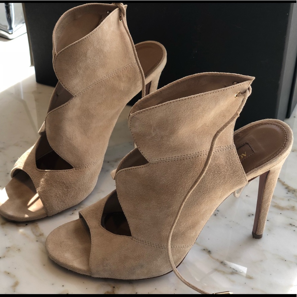 Aquazzura "Pasadena" suede bootie Nude 37.5